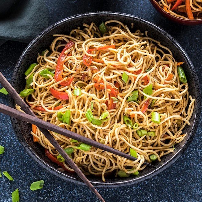 HAKKA NOODELS